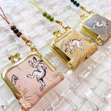 画像をギャラリービューアに読み込む, ジュエリーケース 金襴 ミニがま口 和柄ストラップ付|六屋(ムツヤ)