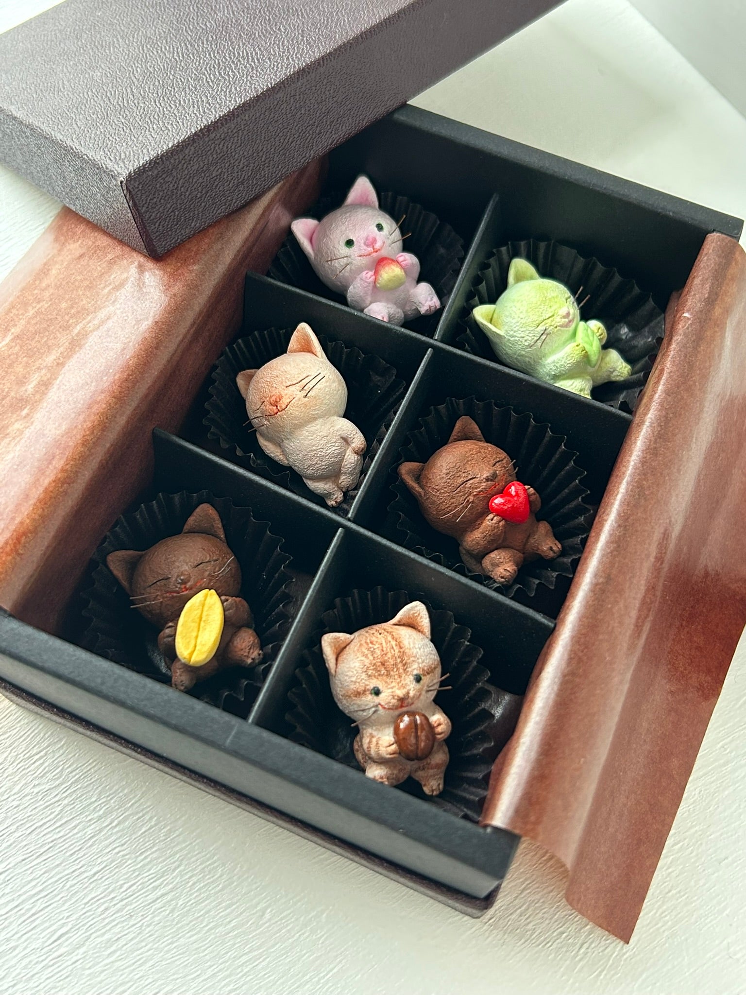 チョコレートみたいな猫さん6匹セット｜手ノヒラ堂（テノヒラドウ 