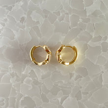 画像をギャラリービューアに読み込む, ハート×シェルフープピアス|Novedad.(ノベダ)