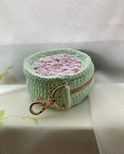 画像をギャラリービューアに読み込む, コロンと可愛い丸ミニポーチ お花モチーフ|M'S CROCHET(エムズクロシェット)