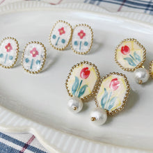 画像をギャラリービューアに読み込む, 赤いお花×チェック ピアス|slowly&starry(スローリーアンドスターリー)