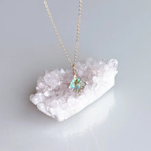 画像をギャラリービューアに読み込む, アバロンシェル × クリスタル水晶のオーロラカラーネックレス|SAKURA jewelry(サクラジュエリー)