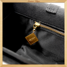 画像をギャラリービューアに読み込む, アラマのスエードクラッチバッグ/ブラック|ARAMA TOKYO(アラマトーキョー)