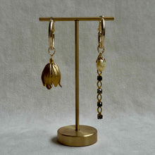 画像をギャラリービューアに読み込む, 【ピアス】耳元で遊ぶ、クラシックとモードが融合した大人のためのマルチWAYフープピアス|ERIKOART(エリコアート)