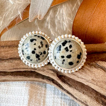 画像をギャラリービューアに読み込む, 金属アレルギー対応『お守りジュエリー』ダルメシアンジャスパー・ピアス / 錆びない素材|Hiwalani(ヒワラニ)