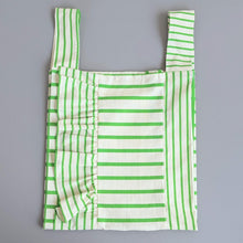 画像をギャラリービューアに読み込む, 作家オリジナル生地でつくった手持ちタイプのアシメフリルバッグ|takutomo(タクトモ)