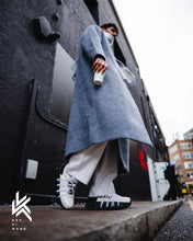 画像をギャラリービューアに読み込む, 西陣織×本革 スニーカー 【轟】紗綾型 (ホワイト)|KAVKIMONO(カブキモノ)