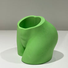 画像をギャラリービューアに読み込む, flower vase/オシリ|Jessmarble(ジェスマーブル)