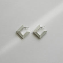 画像をギャラリービューアに読み込む, cement No.17|No.1533(ナンバーイチゴーサンサン)