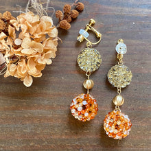 画像をギャラリービューアに読み込む, フラーレン カーネリアン 2mm チェコパンプキン・ドイツビーズ ピアス・イヤリング|紬(ツムギ)