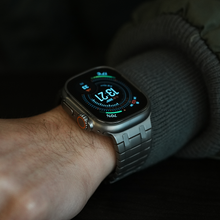 画像をギャラリービューアに読み込む, Apple Watch Band LINEAR-002 - Silver|Bandee Joy(バンディージョイ)