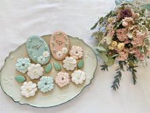 画像をギャラリービューアに読み込む, フラワーアイシングクッキーギフト(くすみピンク)|studio chaleur +(スタジオシャルール)