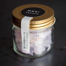 画像をギャラリービューアに読み込む, 宝石石鹸のかけらの瓶詰め|森石鹸(モリセッケン)
