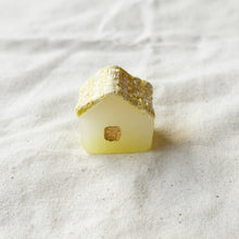 画像をギャラリービューアに読み込む, おかえり|ガラスと草木染め刺繍の小さなオブジェ|misaki kotori glass and thread(ミサキコトリグラスアンドスレッド)