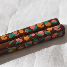 画像をギャラリービューアに読み込む, 桃柄/うるしのおはし|warped(ワープド)