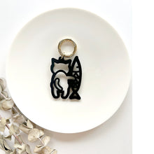 画像をギャラリービューアに読み込む, 猫サーファー キーホルダー チャーム キーチェーン バッグチャーム|gram(グラム)