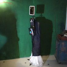 画像をギャラリービューアに読み込む, Coco Shariqiオリジナル 日本製 三脚式ポータブル衣装ハンガー(延長棒付き)|Coco Sharqi Japan(ココシャルキ)