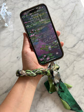 画像をギャラリービューアに読み込む, Art Ribbon Wrist Holder|スマホリストホルダー ゴッホ「薔薇」Drape|SUNNY RIBBON(サニーリボン)