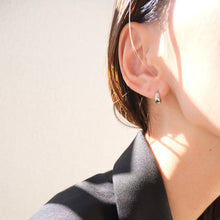 画像をギャラリービューアに読み込む, Silver925 ぷっくりピアス小|HOTARU(ホタル)
