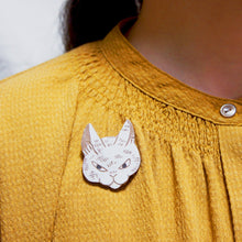 画像をギャラリービューアに読み込む, ブローチ ねこ E|ヨシウラチヒロ