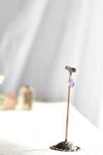 画像をギャラリービューアに読み込む, 紫の天然石 アメシスト シングルピアス|bis.(ビス)