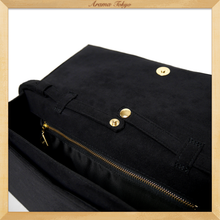 画像をギャラリービューアに読み込む, アラマのスエードクラッチバッグ/ブラック|ARAMA TOKYO(アラマトーキョー)