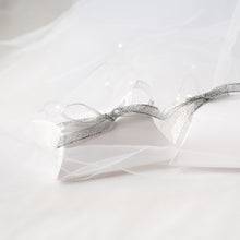 画像をギャラリービューアに読み込む, Pearl Kiss Heart 光のパヴェハートピアス |BLANCHE NEIGE(ブランシュネージュ)