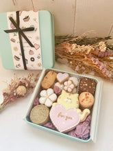 画像をギャラリービューアに読み込む, 可愛いトラネコ♡のクッキー缶|studio chaleur +(スタジオシャルール)