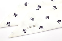 画像をギャラリービューアに読み込む, Femiee papillon logo scarf |Femiee(フェミー)