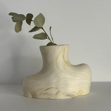 画像をギャラリービューアに読み込む, flower vase/body|Jessmarble(ジェスマーブル)