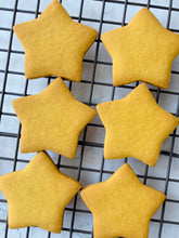 画像をギャラリービューアに読み込む, 【乳製品・卵・白砂糖不使用の米粉お菓子】メープルカボチャクッキー|お菓子屋TeTe(オカシヤテテ)