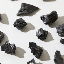 画像をギャラリービューアに読み込む, エリートシュンガイト さざれ(100g)|Y.S.Y24(ワイエスワイニジュウヨン)