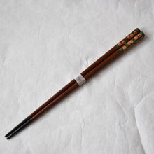 画像をギャラリービューアに読み込む, 白椿柄/うるしのおはし|warped(ワープド)