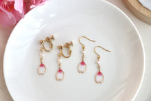 画像をギャラリービューアに読み込む, 桜の花びらと淡水パールのピアス.イヤリング(白)|Lab407(ラボヨンマルナナ)