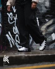 画像をギャラリービューアに読み込む, 西陣織×本革 スニーカー 【轟】紗綾型 (ホワイト)|KAVKIMONO(カブキモノ)