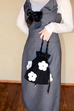画像をギャラリービューアに読み込む, bucket drawstring bag<Leather flower motif-black->|Cherry on top(チェリーオントップ)