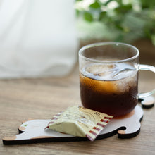 画像をギャラリービューアに読み込む, 猫雑貨・木製プレート&コースター【ねこまみれロング のびる・白】|Ten&O