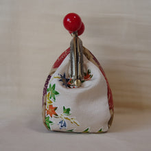 画像をギャラリービューアに読み込む, あめ玉がま口ポーチ アカ|PlusDot+.(プラスドット)