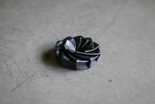 画像をギャラリービューアに読み込む, 開けるたびにちょっと楽しいコインケース〈SAAMI〉|Has(ハズ)