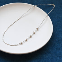 画像をギャラリービューアに読み込む, カレンシルバー ネックレス 花|Soiry(ソイリー)