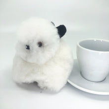 画像をギャラリービューアに読み込む, ベビーアルパカの天然皮革 うさぎ ぬいぐるみ ペルー職人手仕事・一点もの|RUNA SHOP(ルナショップ)