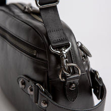 画像をギャラリービューアに読み込む, Tajima Cowhide 2Wayポーチ|D.L.P.(ディーエルピー)