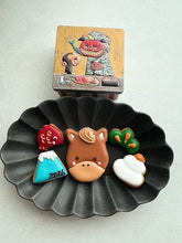 画像をギャラリービューアに読み込む, お正月馬アイシングクッキー缶|CoHaRe.S(コハレエス)