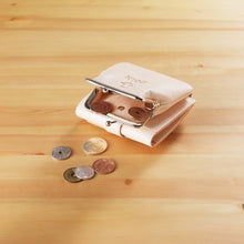 画像をギャラリービューアに読み込む, 外がま口の三つ折財布 ブラック|JOLI ALL LEATHER ITEMS(ジョリオールレザーアイテムズ)