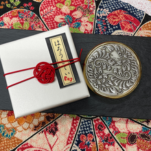 画像をギャラリービューアに読み込む, コンパクトミラーはろうきてい・丸花3D・銀古美|Cuprum by ISHIWATA(クプラム バイ イシワタ)