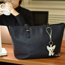 画像をギャラリービューアに読み込む, ハンドメイドレザー製キーホルダーチャーム WANCO・チワワBLACK|WOODPEPE(ウードペペ)