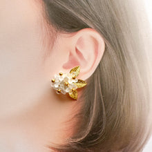 画像をギャラリービューアに読み込む, (フロスト)銀木犀のイヤリング/ピアス|Apila(アピラ)