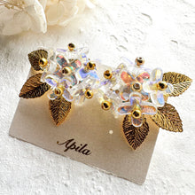 画像をギャラリービューアに読み込む, (オーロラ)銀木犀のイヤリング/ピアス|Apila(アピラ)