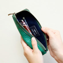画像をギャラリービューアに読み込む, サメ革ペンケース|Atelier Shark(アトリエシャーク)