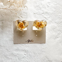 画像をギャラリービューアに読み込む, モッコウバラのハートのイヤリング/ピアス|Apila(アピラ)